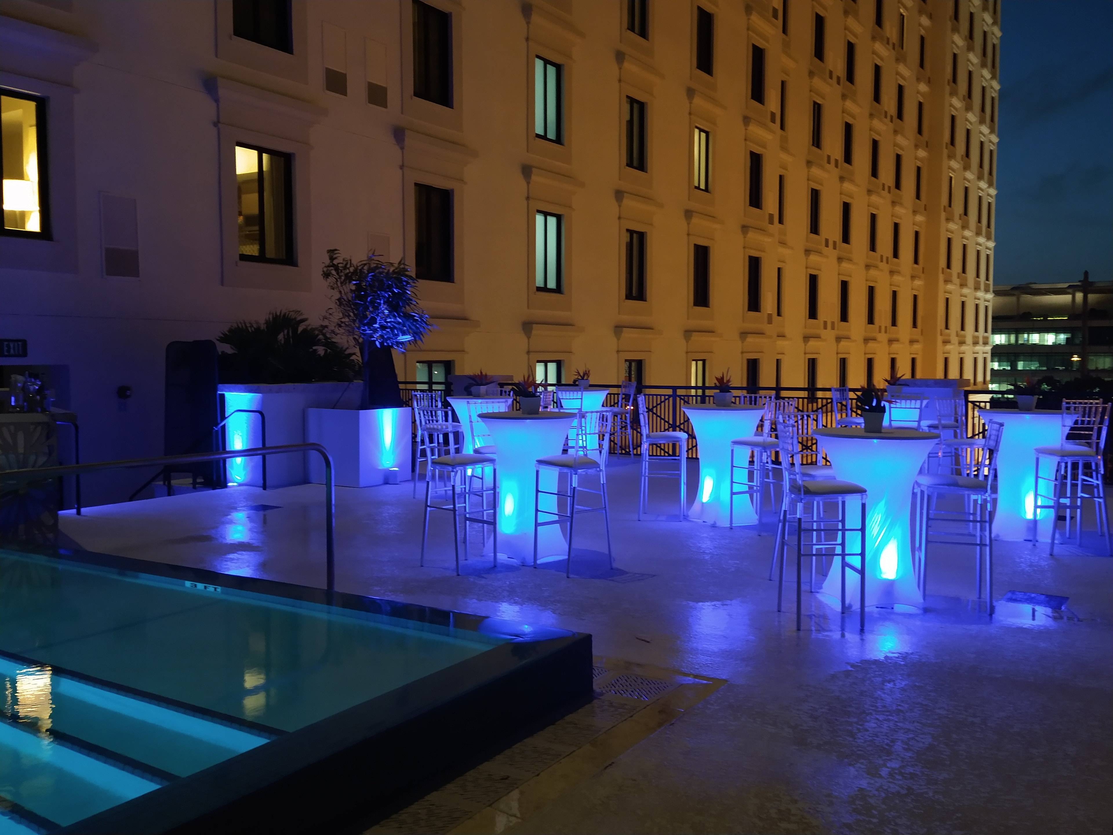 Cocktail Reception — Thesis Hotel